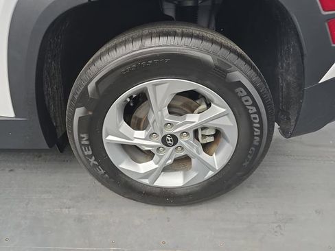 Used 2024 Hyundai Tucson SE AWD/4WD image 17