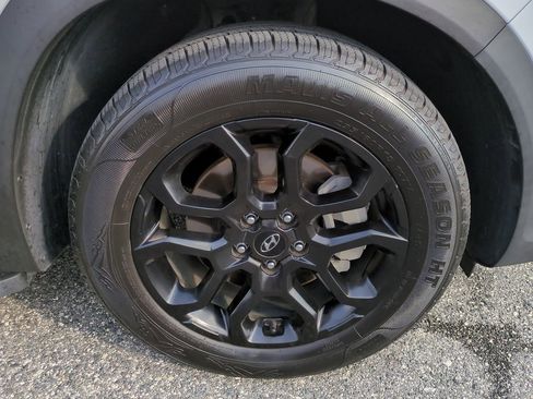 Certified 2023 Hyundai Santa Fe XRT image 11