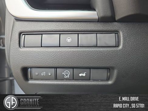 New 2026 Nissan Rogue SV AWD/4WD image 28