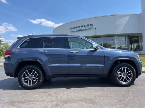 Used 2021 Jeep Grand Cherokee Limited w/ Luxury Group II AWD/4WD image 59