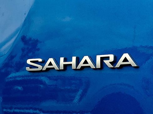 Used 2024 Jeep Wrangler Unlimited Sahara AWD/4WD image 29