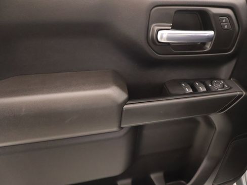 Used 2023 Chevrolet Silverado 1500 Custom AWD/4WD image 14