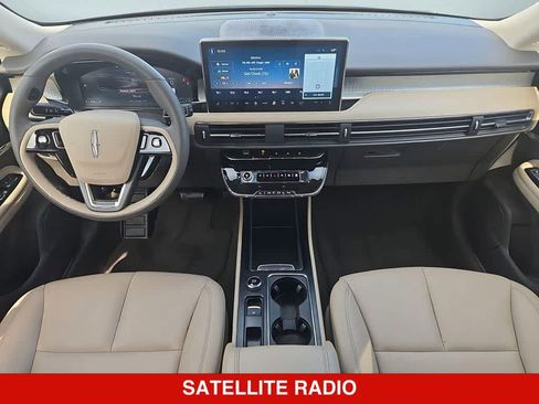 Used 2023 Lincoln Corsair FWD image 16
