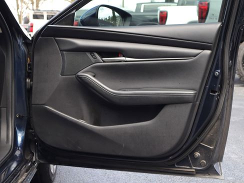 Certified 2022 MAZDA MAZDA3 s image 24