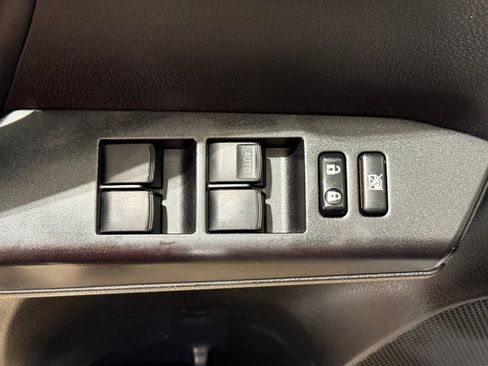 Used 2016 Toyota RAV4 XLE w/ Convenience Package AWD/4WD image 16