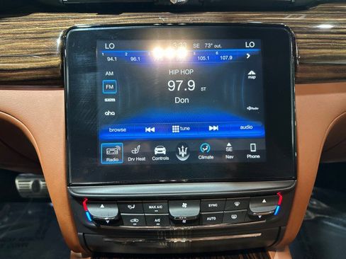 Used 2018 Maserati Quattroporte S GranSport RWD image 61