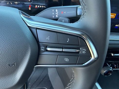 New 2026 Chevrolet Suburban LS image 25