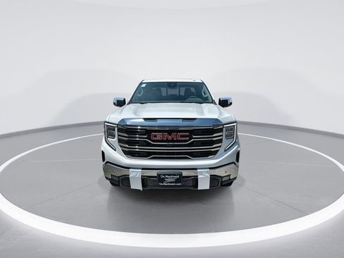New 2026 GMC Sierra 1500 SLT AWD/4WD image 3