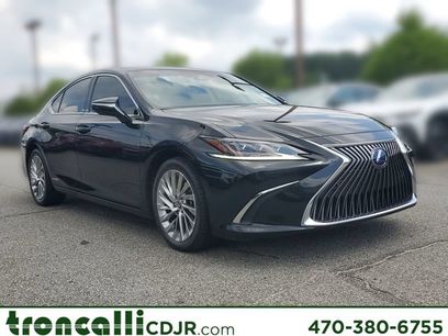 Used 2021 Lexus ES 300h Ultra Luxury w/ Accessory Package