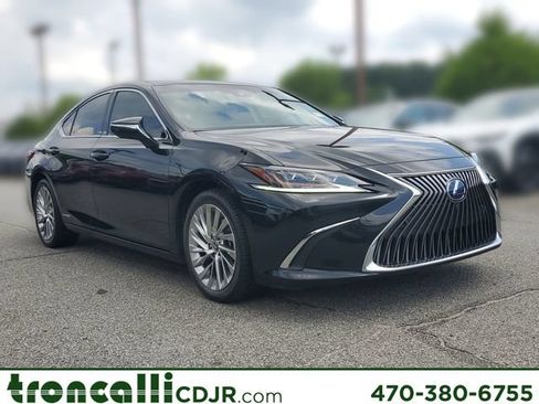 Used 2021 Lexus ES 300h Ultra Luxury w/ Accessory Package FWD image 1