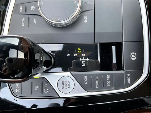 Used 2024 BMW X3 sDrive30i w/ Premium Package RWD image 35