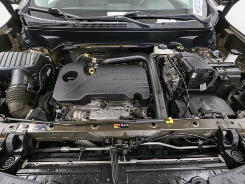 Used 2023 Chevrolet Equinox LT image 16