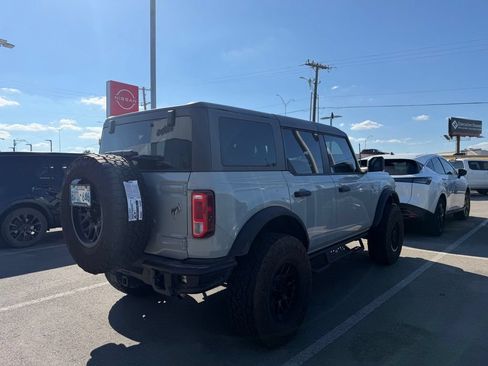 Used 2024 Ford Bronco Black Diamond AWD/4WD image 6