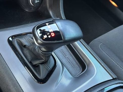 Used 2023 Dodge Charger R/T w/ Blacktop Package RWD image 29
