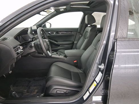 Used 2025 Honda Civic Sport Touring image 5