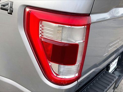 Used 2021 Ford F150 Lariat w/ Max Trailer Tow Package image 28