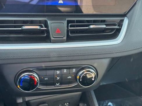 Certified 2025 Chevrolet TrailBlazer LS FWD image 17