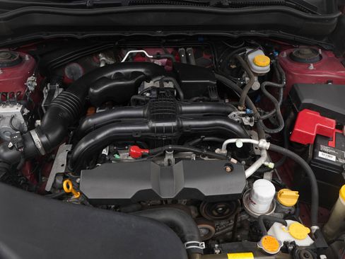 Used 2015 Subaru Forester 2.5i Limited image 29