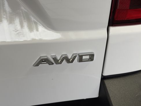 Used 2024 Ford Maverick Lariat w/ Black Appearance Package AWD/4WD image 18