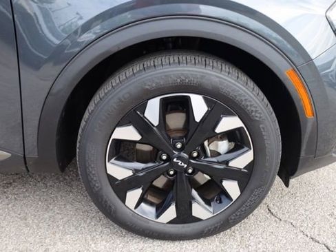 Certified 2023 Kia Sportage X-Line image 13