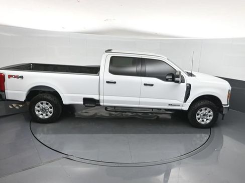 Used 2024 Ford F250 XLT w/ FX4 Off-Road Package AWD/4WD image 29