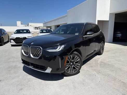 Used 2025 BMW X3 xDrive30i w/ Convenience Package AWD/4WD image 3