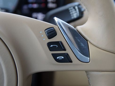 Used 2013 Porsche Boxster S image 14