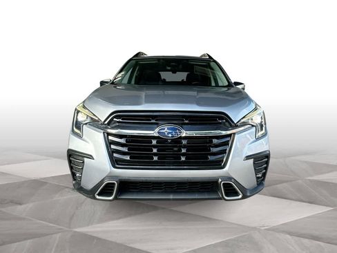 Used 2023 Subaru Ascent Touring AWD/4WD image 3