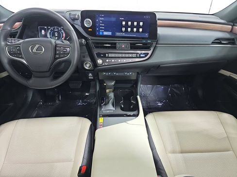 Used 2025 Lexus ES 350 w/ Premium Package FWD image 13
