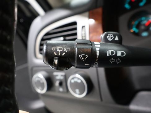 Used 2014 GMC Yukon SLT image 31