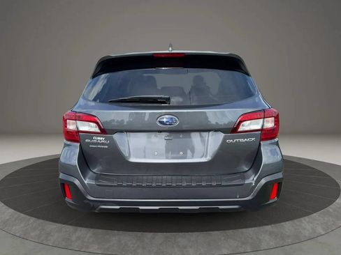 Used 2018 Subaru Outback 2.5i Premium AWD/4WD image 8