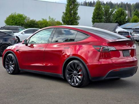 Used 2024 Tesla Model Y Performance AWD/4WD image 6