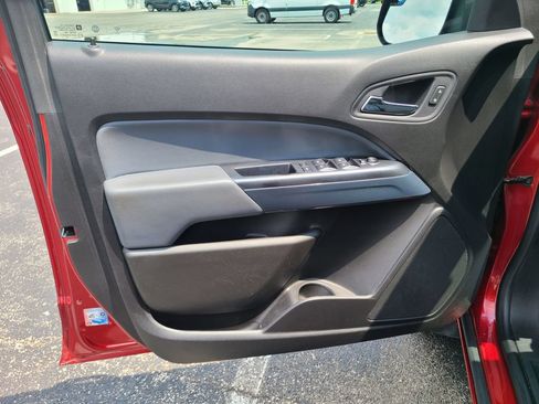 Used 2021 Chevrolet Colorado Z71 AWD/4WD image 21