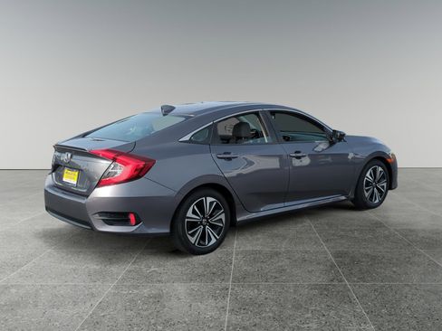 Used 2017 Honda Civic EX-L image 5