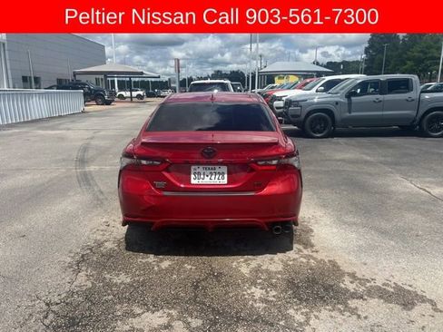Used 2023 Toyota Camry SE FWD image 4