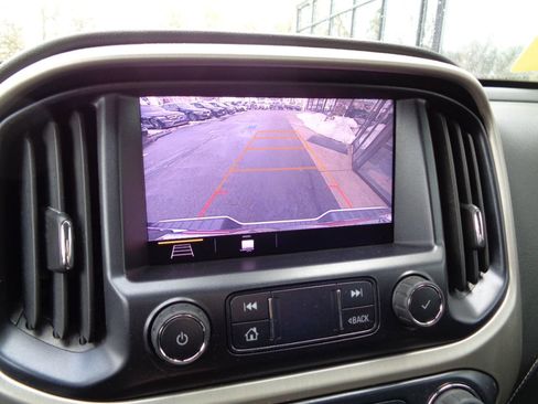 Used 2021 GMC Canyon Denali image 13