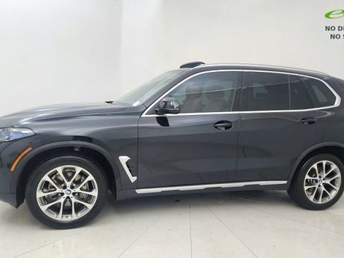 Used 2026 BMW X5 xDrive40i AWD/4WD image 3