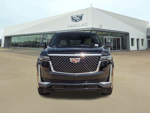 Certified 2024 Cadillac Escalade Premium Luxury AWD/4WD image 2
