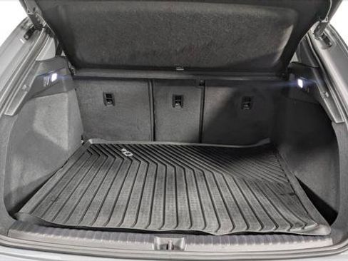 Used 2023 Audi Q4 e-tron Premium Plus w/ Premium Plus AWD/4WD image 21