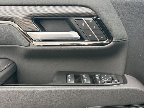 New 2026 GMC Sierra 2500 AT4 w/ AT4 Premium Plus Package image 12