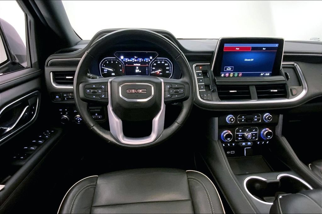 Used 2021 GMC Yukon SLT w/ SLT Luxury Plus Package AWD/4WD image 4