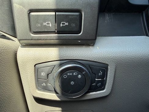 Used 2021 Ford F250 XLT w/ XLT Premium Package AWD/4WD image 39