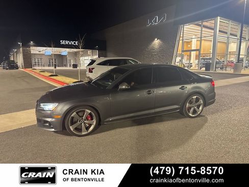Used 2018 Audi S4 Prestige w/ Prestige Package image 11