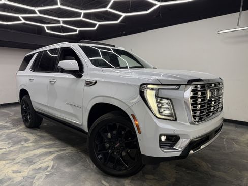 Used 2026 GMC Yukon Denali w/ Denali Reserve Package image 6