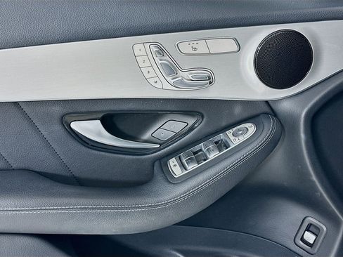 Used 2019 Mercedes-Benz GLC 300 GLC 300 image 18