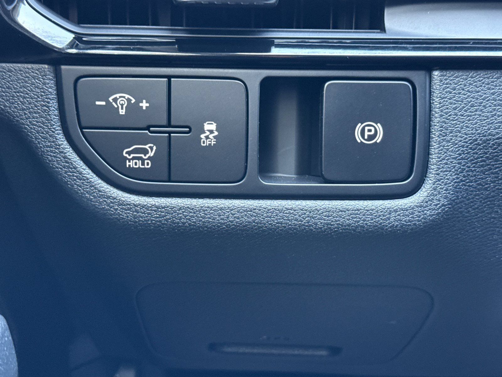 Certified 2026 Kia Sportage EX FWD image 29