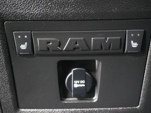 Used 2014 RAM 3500 Laramie w/ Convenience Group image 11