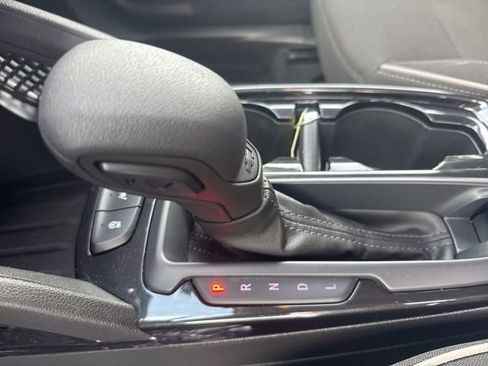 Used 2024 Chevrolet TrailBlazer LT image 16