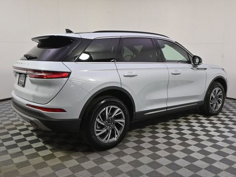 New 2026 Lincoln Corsair Premiere AWD/4WD image 7
