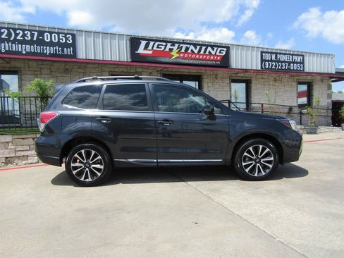 Used 2017 Subaru Forester 2.0XT Touring AWD/4WD image 5